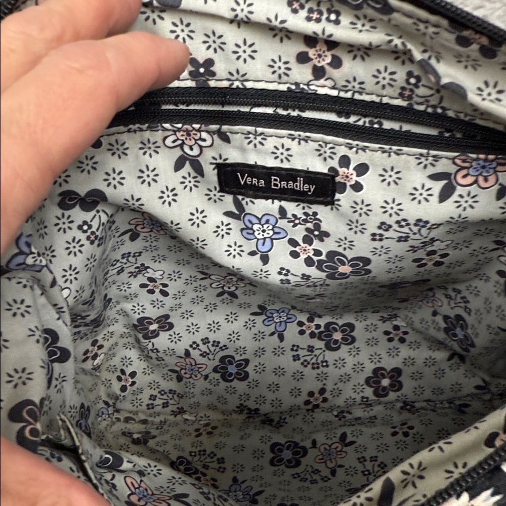 Vera Bradley Zip Top Hippy Crossbody Black and White Floral Bag - Picture 9 of 10
